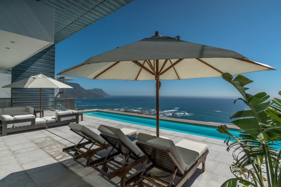 5 Bedroom Property for Sale in Clifton Western Cape
